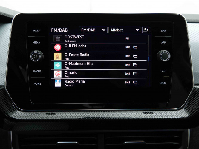 VOLKSWAGEN_VOLKSWAGEN_T_CROSS_2653072_11.jpg