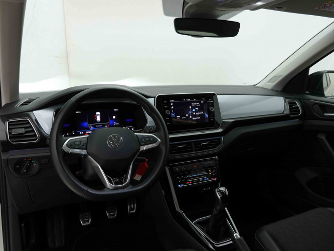 VOLKSWAGEN_VOLKSWAGEN_T_CROSS_2653072_7.jpg