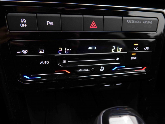 VOLKSWAGEN_VOLKSWAGEN_T_CROSS_2653180_13.jpg