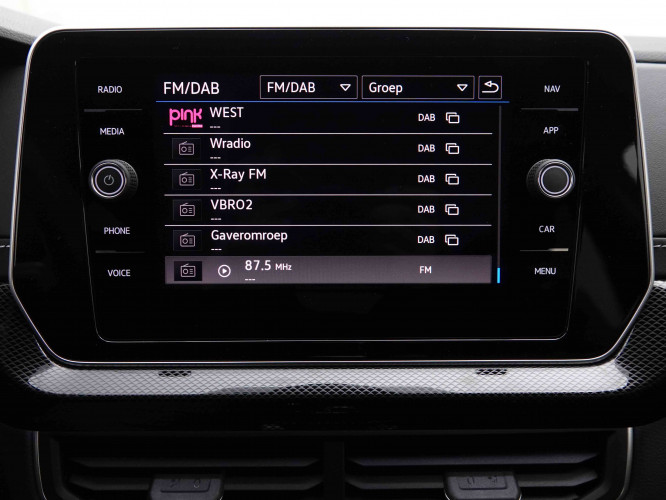 VOLKSWAGEN_VOLKSWAGEN_T_CROSS_2653181_10.jpg
