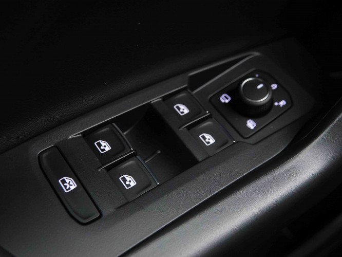 VOLKSWAGEN_VOLKSWAGEN_T_CROSS_2653181_20.jpg