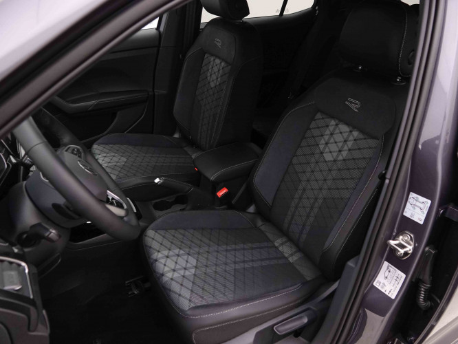 VOLKSWAGEN_VOLKSWAGEN_T_CROSS_2653182_6.jpg VOLKSWAGEN_VOLKSWAGEN_T_CROSS_2653182_6.jpg