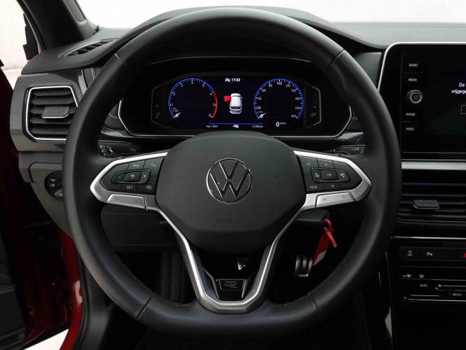 VOLKSWAGEN_VOLKSWAGEN_T_CROSS_2653243_60.jpg