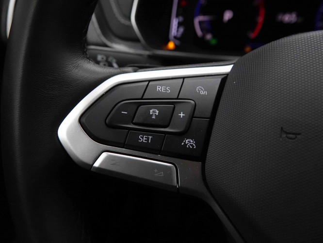 VOLKSWAGEN_VOLKSWAGEN_T_CROSS_2653243_91.jpg
