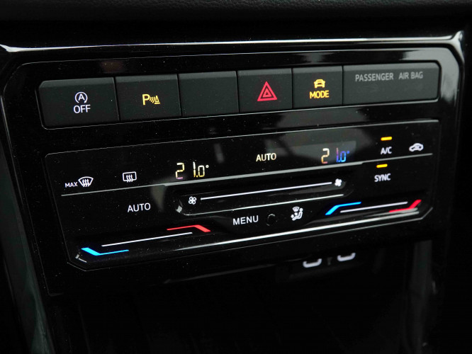 VOLKSWAGEN_VOLKSWAGEN_T_CROSS_2653244_12.jpg