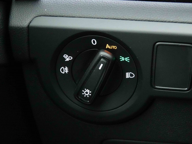 VOLKSWAGEN_VOLKSWAGEN_T_CROSS_2653244_18.jpg