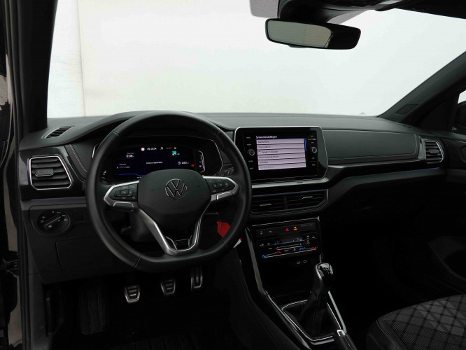 VOLKSWAGEN_VOLKSWAGEN_T_CROSS_2653245_7.jpg VOLKSWAGEN_VOLKSWAGEN_T_CROSS_2653245_7.jpg