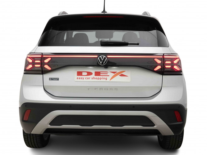 VOLKSWAGEN_VOLKSWAGEN_T_CROSS_2653622_4.jpg