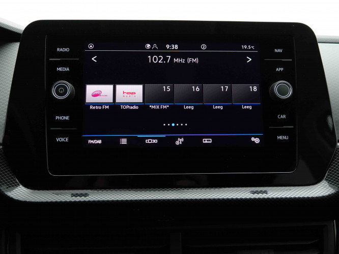 VOLKSWAGEN_VOLKSWAGEN_T_CROSS_2653622_9.jpg