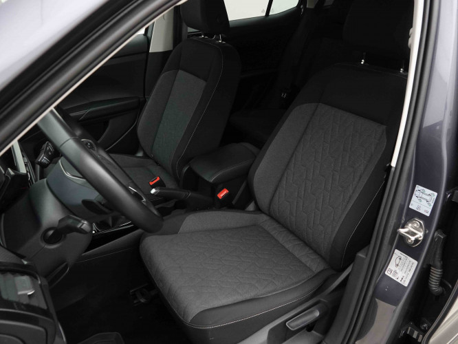 VOLKSWAGEN_VOLKSWAGEN_T_CROSS_2653624_6.jpg