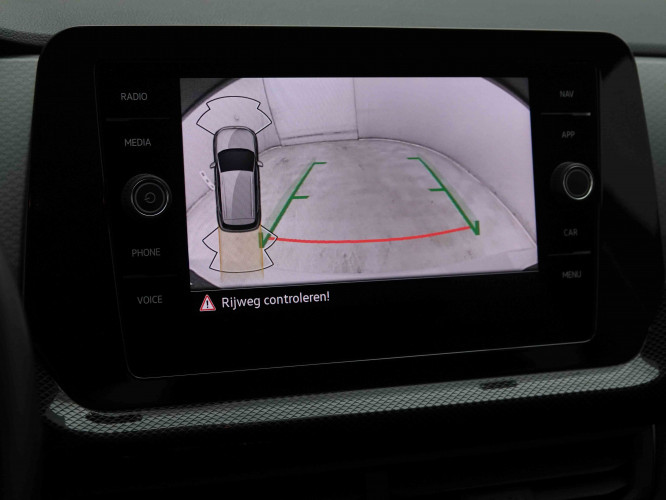VOLKSWAGEN_VOLKSWAGEN_T_CROSS_2653625_11.jpg