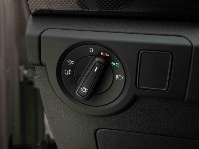 VOLKSWAGEN_VOLKSWAGEN_T_CROSS_2653626_18.jpg
