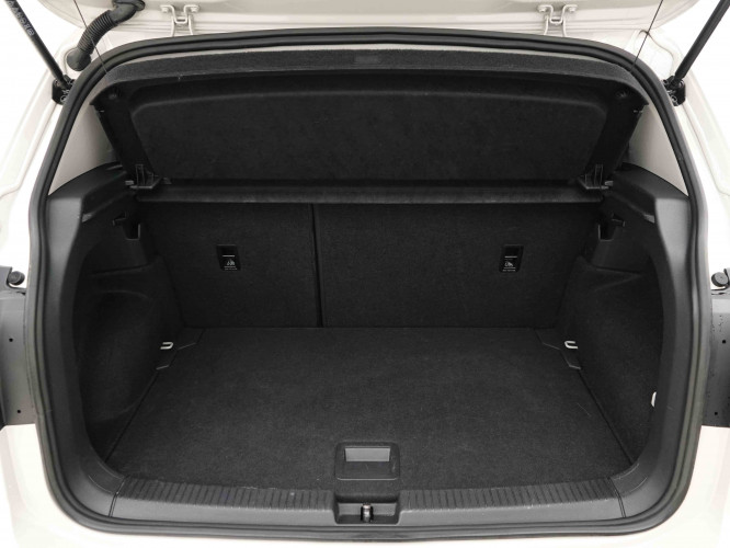 VOLKSWAGEN_VOLKSWAGEN_T_CROSS_2653626_5.jpg