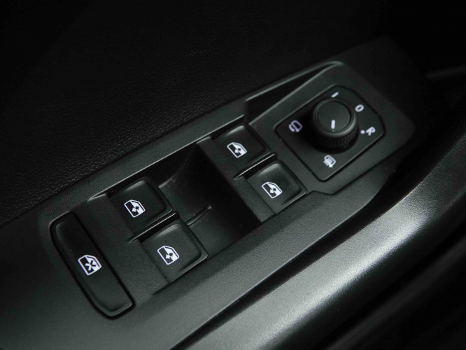VOLKSWAGEN_VOLKSWAGEN_T_CROSS_2653628_18.jpg VOLKSWAGEN_VOLKSWAGEN_T_CROSS_2653628_18.jpg