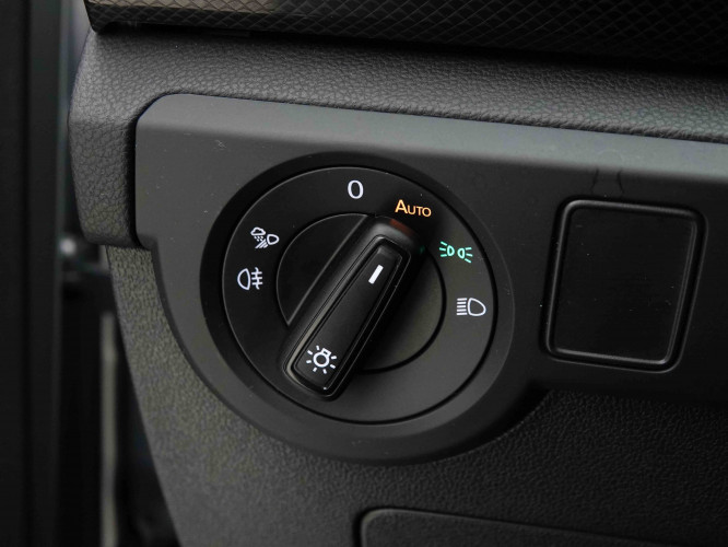 VOLKSWAGEN_VOLKSWAGEN_T_CROSS_2653630_18.jpg