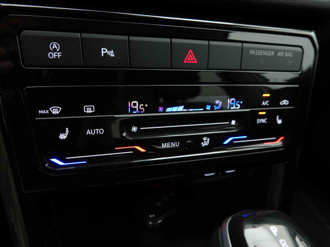 VOLKSWAGEN_VOLKSWAGEN_T_CROSS_2653631_12.jpg