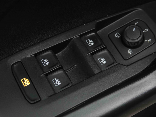 VOLKSWAGEN_VOLKSWAGEN_T_CROSS_2653634_19.jpg VOLKSWAGEN_VOLKSWAGEN_T_CROSS_2653634_19.jpg