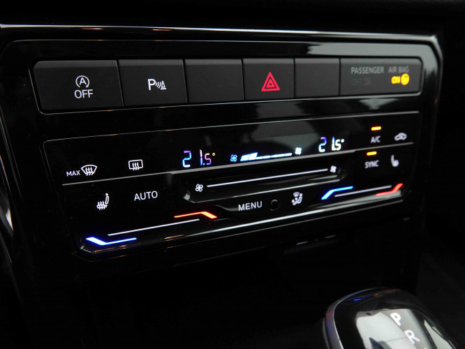 VOLKSWAGEN_VOLKSWAGEN_T_CROSS_2653636_12.jpg VOLKSWAGEN_VOLKSWAGEN_T_CROSS_2653636_12.jpg