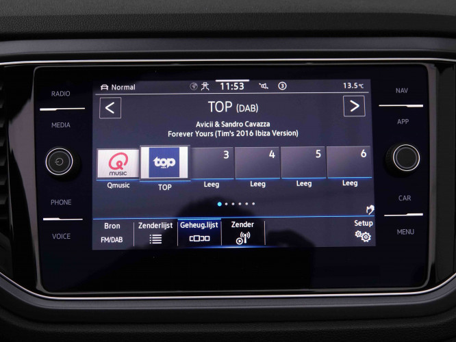 VOLKSWAGEN_VOLKSWAGEN_T_ROC_2548259_15.jpg