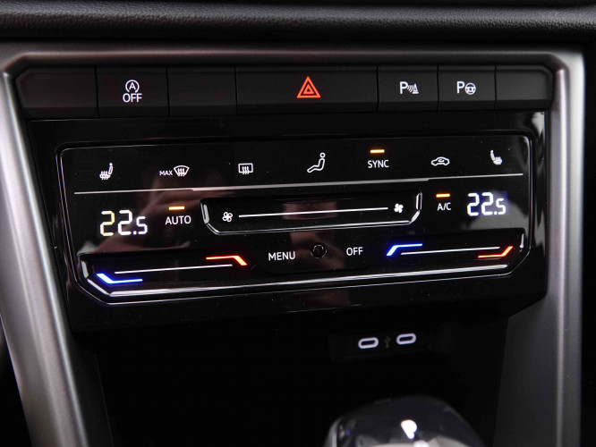 VOLKSWAGEN_VOLKSWAGEN_T_ROC_2548326_15.jpg