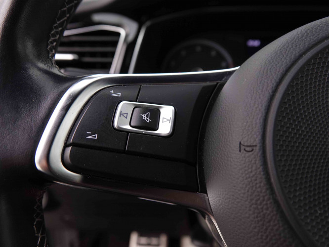 VOLKSWAGEN_VOLKSWAGEN_T_ROC_2548773_16.jpg