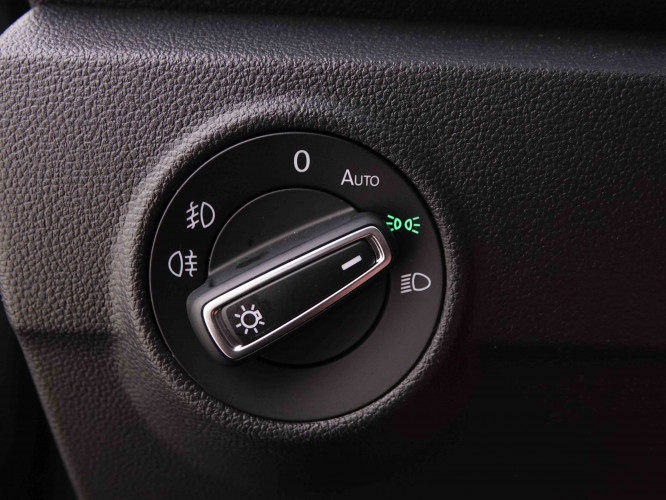 VOLKSWAGEN_VOLKSWAGEN_T_ROC_2548773_8.jpg