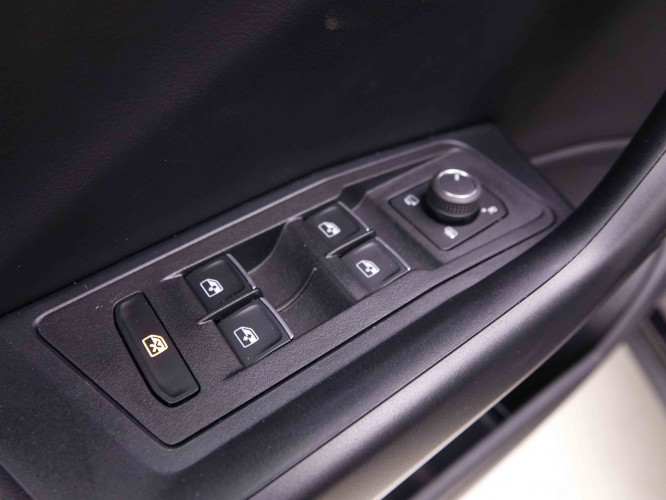 VOLKSWAGEN_VOLKSWAGEN_T_ROC_2549338_20.jpg