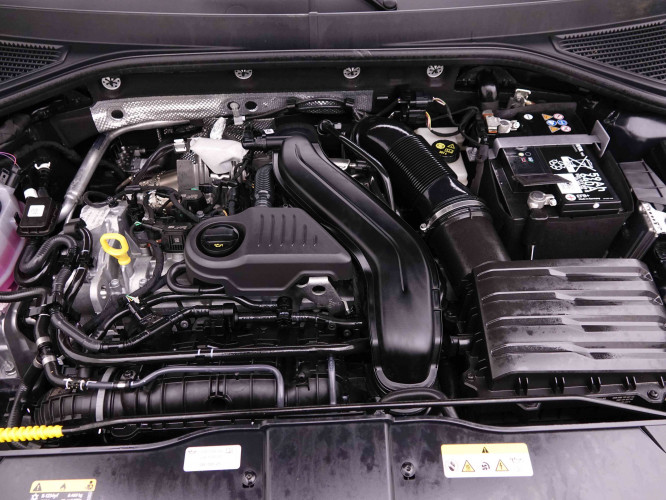 VOLKSWAGEN_VOLKSWAGEN_T_ROC_2549338_22.jpg