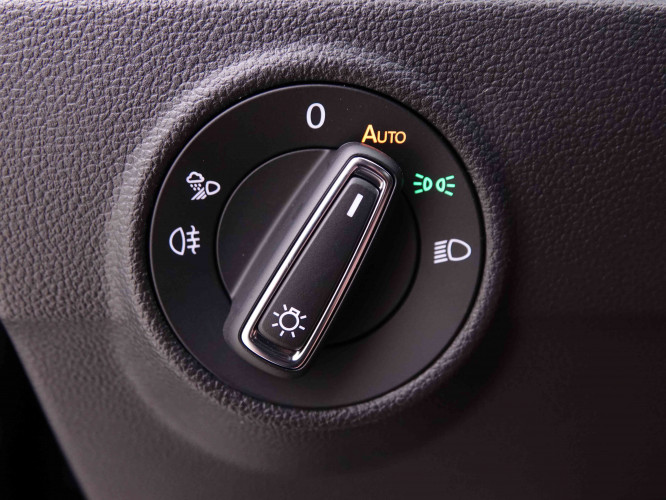 VOLKSWAGEN_VOLKSWAGEN_T_ROC_2549338_9.jpg