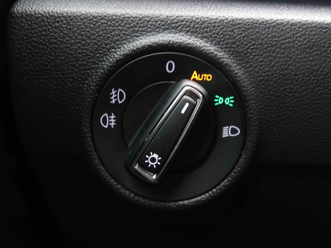 VOLKSWAGEN_VOLKSWAGEN_T_ROC_2549806_14.jpg