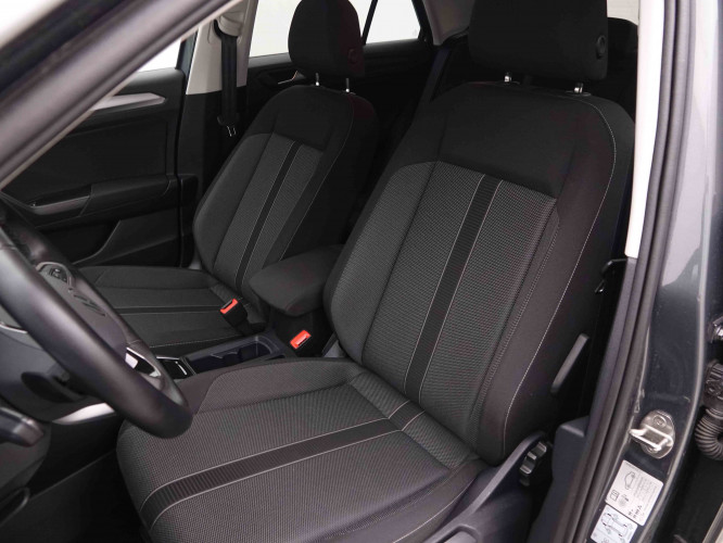 VOLKSWAGEN_VOLKSWAGEN_T_ROC_2550145_6.jpg VOLKSWAGEN_VOLKSWAGEN_T_ROC_2550145_6.jpg