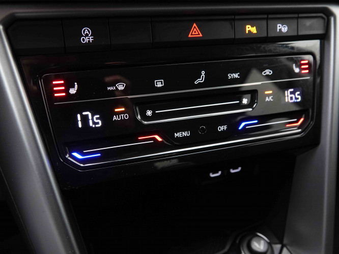 VOLKSWAGEN_VOLKSWAGEN_T_ROC_2550490_15.jpg VOLKSWAGEN_VOLKSWAGEN_T_ROC_2550490_15.jpg