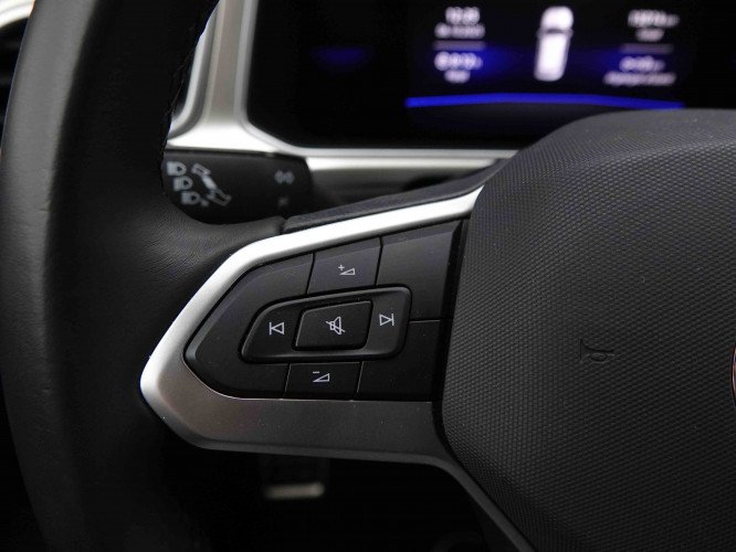 VOLKSWAGEN_VOLKSWAGEN_T_ROC_2550495_20.jpg VOLKSWAGEN_VOLKSWAGEN_T_ROC_2550495_20.jpg