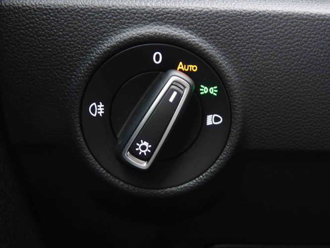 VOLKSWAGEN_VOLKSWAGEN_T_ROC_2550495_9.jpg VOLKSWAGEN_VOLKSWAGEN_T_ROC_2550495_9.jpg