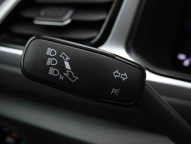 VOLKSWAGEN_VOLKSWAGEN_T_ROC_2550529_17.jpg VOLKSWAGEN_VOLKSWAGEN_T_ROC_2550529_17.jpg