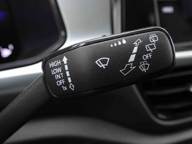 VOLKSWAGEN_VOLKSWAGEN_T_ROC_2550529_18.jpg VOLKSWAGEN_VOLKSWAGEN_T_ROC_2550529_18.jpg