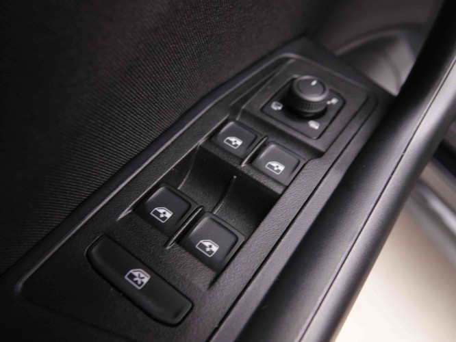 VOLKSWAGEN_VOLKSWAGEN_T_ROC_2550529_21.jpg VOLKSWAGEN_VOLKSWAGEN_T_ROC_2550529_21.jpg