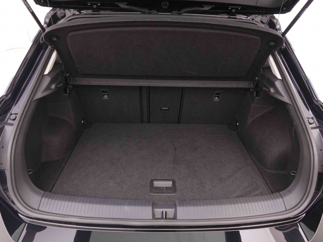 VOLKSWAGEN_VOLKSWAGEN_T_ROC_2550529_5.jpg VOLKSWAGEN_VOLKSWAGEN_T_ROC_2550529_5.jpg