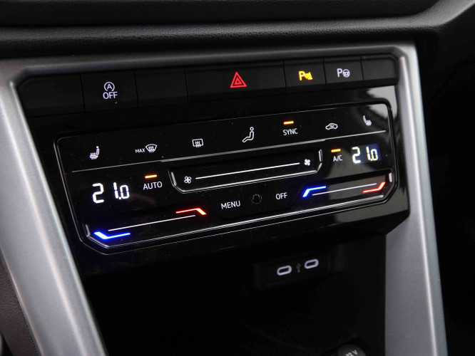 VOLKSWAGEN_VOLKSWAGEN_T_ROC_2550893_14.jpg VOLKSWAGEN_VOLKSWAGEN_T_ROC_2550893_14.jpg