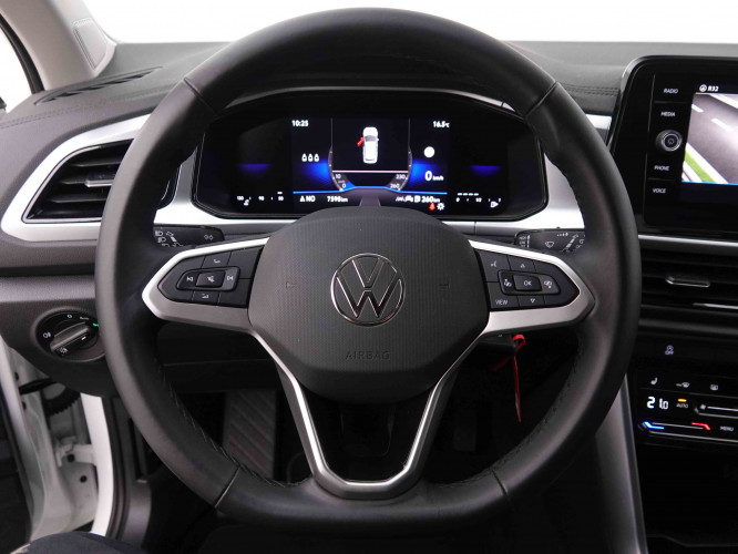 VOLKSWAGEN_VOLKSWAGEN_T_ROC_2551011_8.jpg VOLKSWAGEN_VOLKSWAGEN_T_ROC_2551011_8.jpg