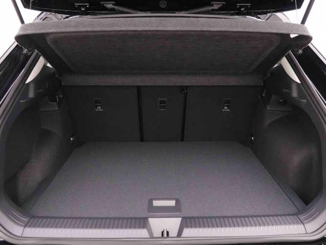 VOLKSWAGEN_VOLKSWAGEN_T_ROC_2551700_5.jpg VOLKSWAGEN_VOLKSWAGEN_T_ROC_2551700_5.jpg