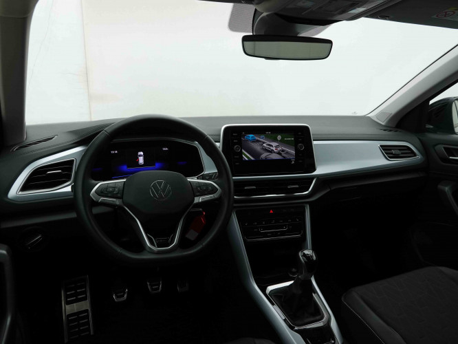 VOLKSWAGEN_VOLKSWAGEN_T_ROC_2653070_7.jpg VOLKSWAGEN_VOLKSWAGEN_T_ROC_2653070_7.jpg