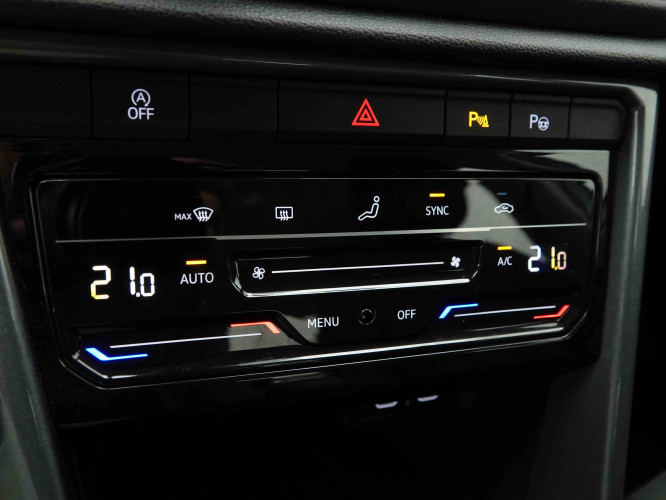 VOLKSWAGEN_VOLKSWAGEN_T_ROC_2653696_12.jpg