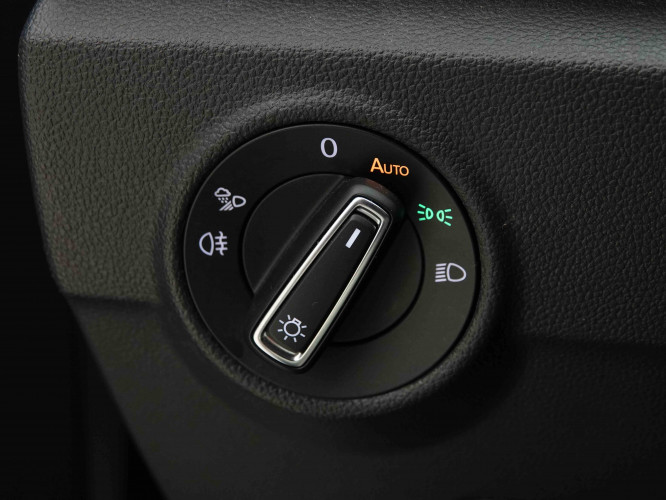 VOLKSWAGEN_VOLKSWAGEN_T_ROC_2653696_18.jpg