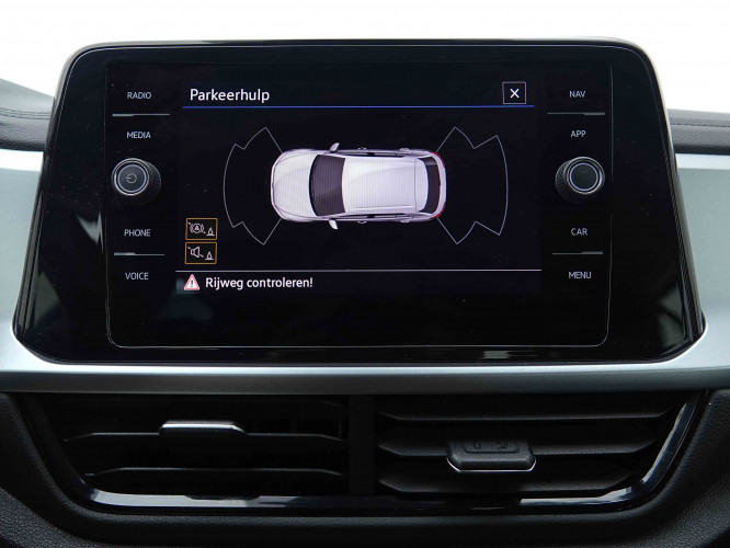 VOLKSWAGEN_VOLKSWAGEN_T_ROC_2653720_10.jpg