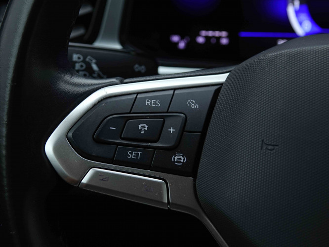 VOLKSWAGEN_VOLKSWAGEN_T_ROC_2653720_16.jpg
