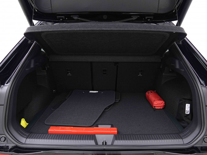 VOLKSWAGEN_VOLKSWAGEN_T_ROC_2655495_5.jpg