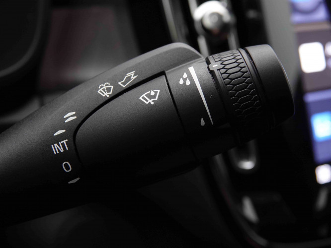 VOLVO_VOLVO_C40_2549915_19.jpg