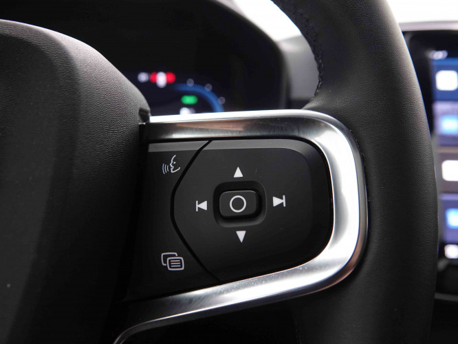 VOLVO_VOLVO_C40_2549915_21.jpg