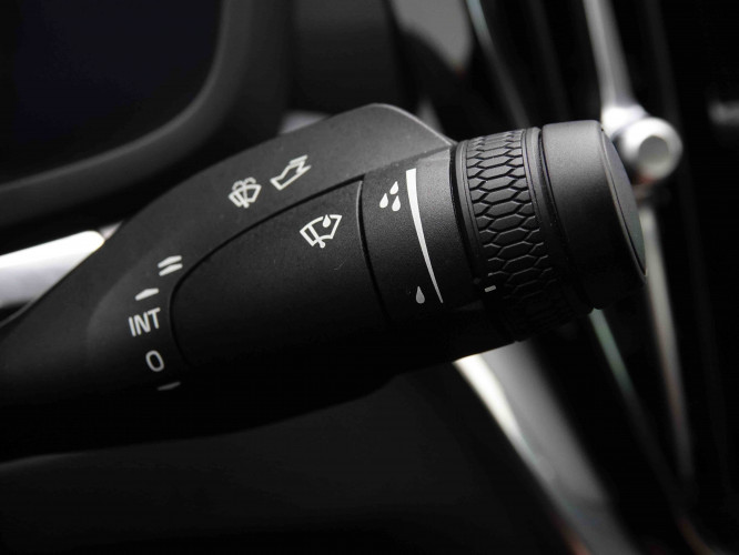 VOLVO_VOLVO_S60_2549605_18.jpg